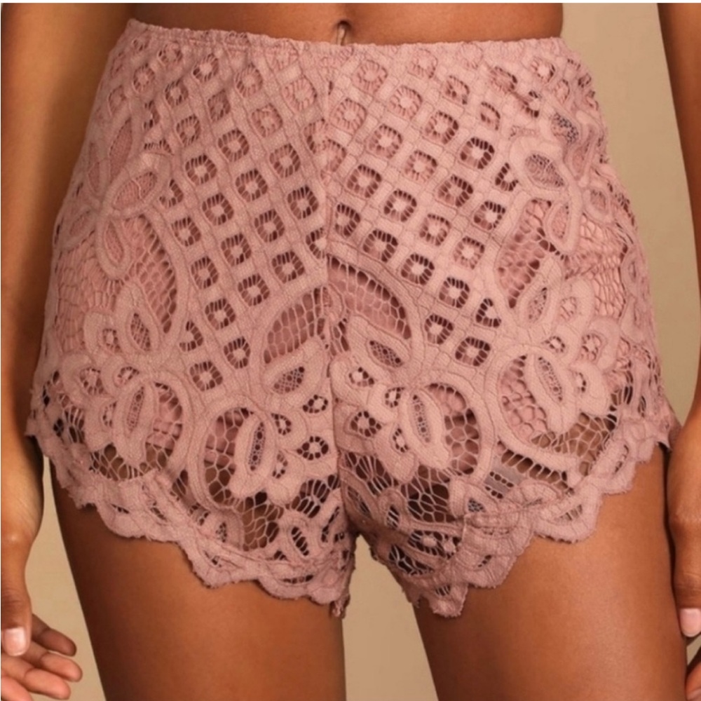 EUC $58 Free People Lace Short Size Small